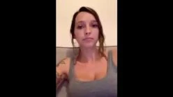 UK Girl Exposes The SCAMDEMIC From Her Couch