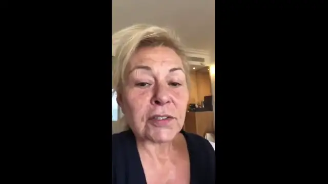 Roseanne barr calls Donald Trump the first woman president